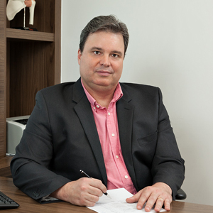 Dr. Frederico Balbão Roncaglia