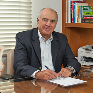 Dr. Paulo Sergio Arre Cunha